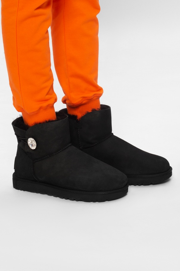 Гумові черевички ugg розмір 7 - 'W Mini Bailey Button Bling' suede snow  boots UGG - SchaferandweinerShops Japan